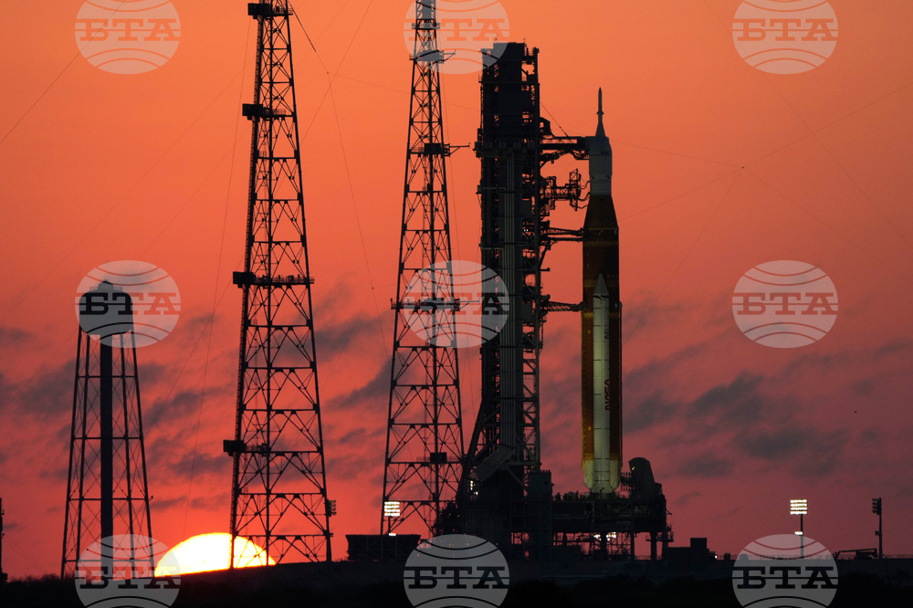 NASA Artemis Moonshot