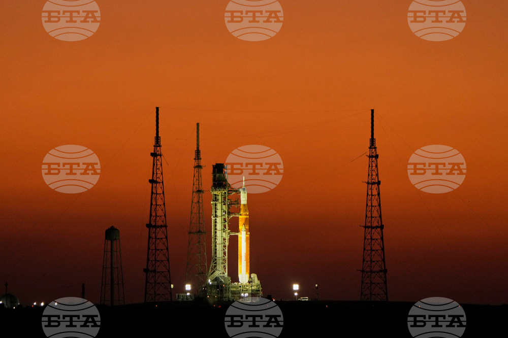 NASA Artemis Moonshot