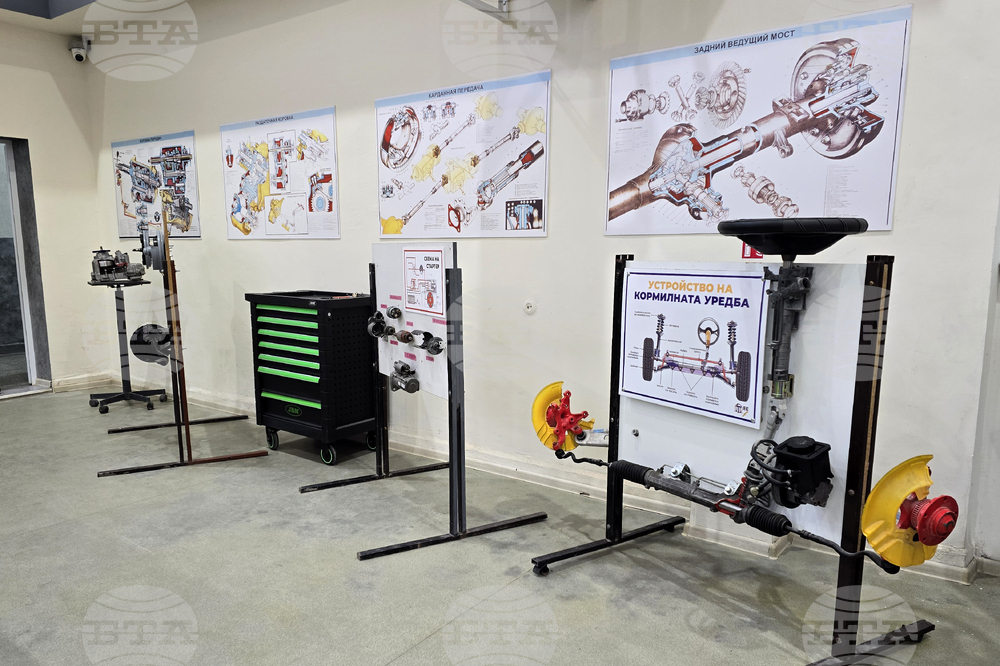 Кърджали - ПГЕЕ „Капитан Петко войвода“ - център за високи постижения