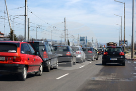 Автомобили - трафик