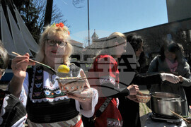 Бургас - Велики четвъртък - багрилница - традиция