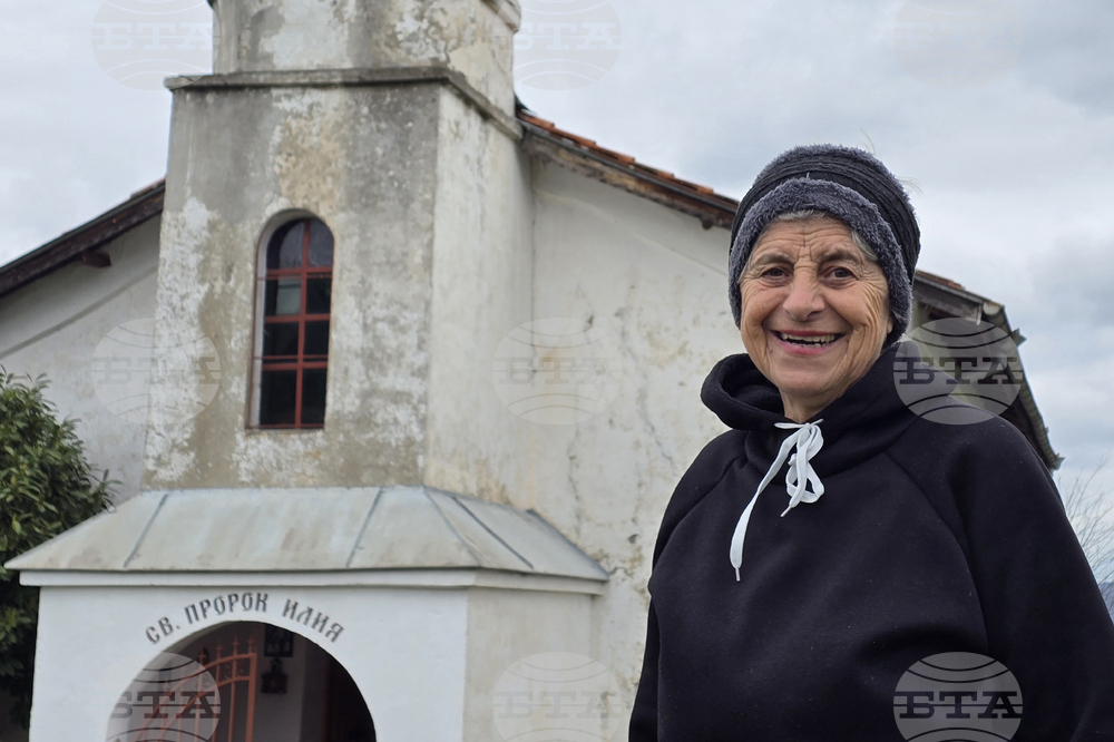 Село Опълченско - църква „Св. Пророк Илия“ - почистване