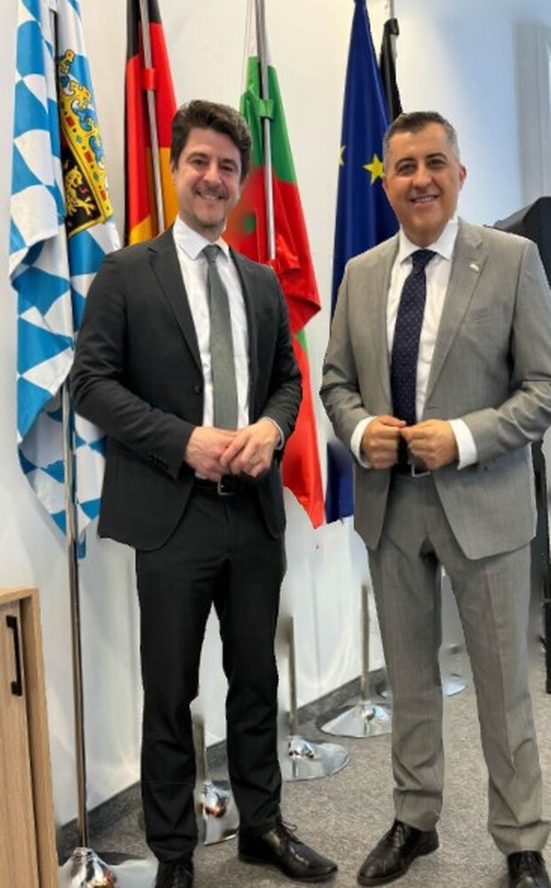 Генералният консул Стефан Йонков се срещна с д-р Флориан Бер, съветник в Баварското държавно министерство на образованието и културата