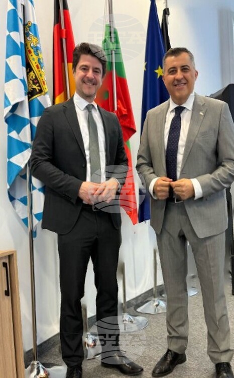 Bulgaria's Consul General in Munich Meets with Dr. Florian Behr of Bavaria's Ministry of Education