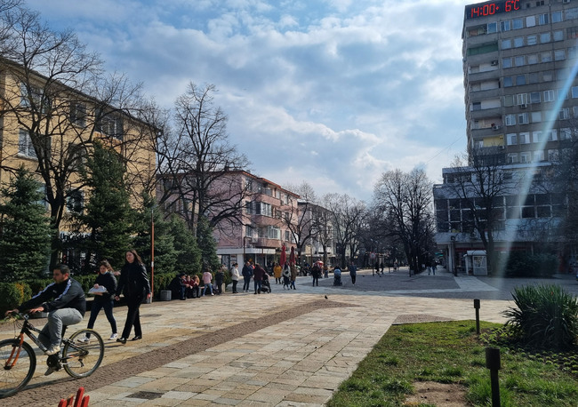 Община Търговище да изпрати хуманитарна помощ на побратимената украинска община Болград, предложи кметът Дарин Димитров