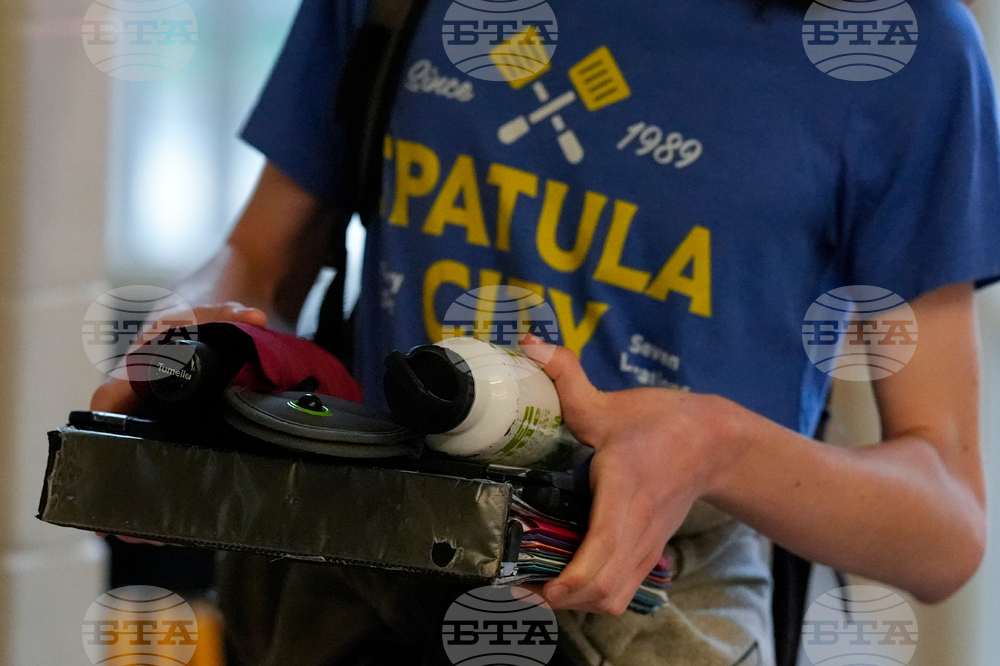 Weapons Detection Schools