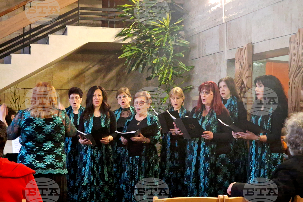 Търговище - Женски хор „Златна лира“ - концерт