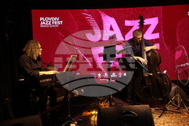 Пловдив - Plovdiv Jazz Fest - трио - концерт
