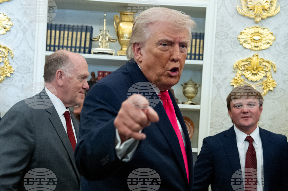 APTOPIX Trump