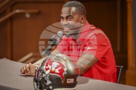 Buccaneers David Footall