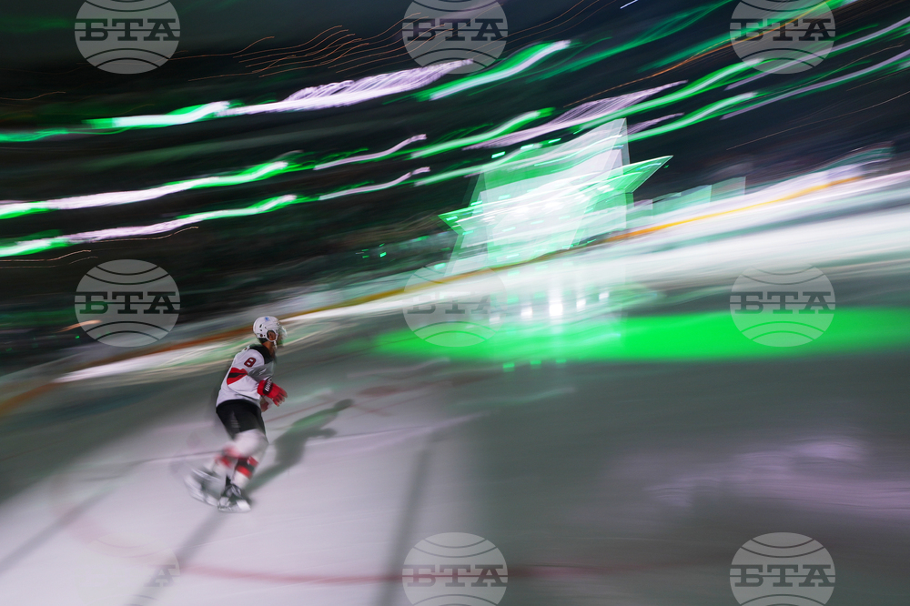 APTOPIX Devils Stars Hockey