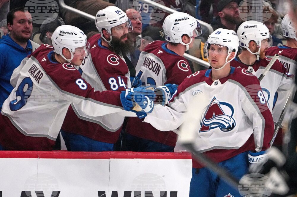 Avalanche Penguins Hockey