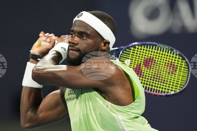 Франсис Тиафо и Алексей Попирин ще се срещнат на четвъртфиналите на турнира по тенис в Хюстън