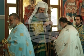 Храм „Свето Благовещение“- патриарх Даниил- света златоустова литургия