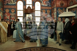 Храм „Свето Благовещение“- патриарх Даниил- света златоустова литургия