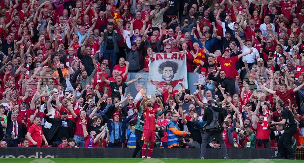 Liverpool Salah Soccer