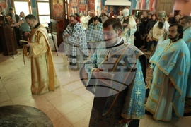 Храм „Свето Благовещение“- патриарх Даниил- света златоустова литургия