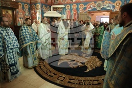 Храм „Свето Благовещение“- патриарх Даниил- света златоустова литургия