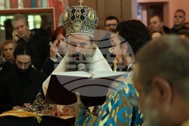 Храм „Свето Благовещение“- патриарх Даниил- света златоустова литургия