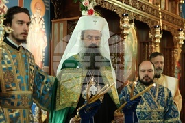 Храм „Свето Благовещение“- патриарх Даниил- света златоустова литургия