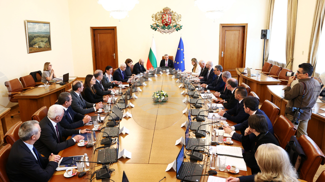 Служебното правителство определи председател и състав на Междуведомствения съвет за скрининг на преките чуждестранни инвестиции