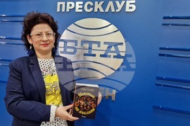 Национален пресклуб на БТА - Шумен - литературна среща - Читателски клуб „Баба Райна“