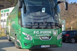 Благоевград - ФК Пирин - помощ - Украйна