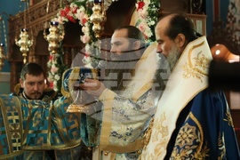 Храм „Свето Благовещение“- патриарх Даниил- света златоустова литургия