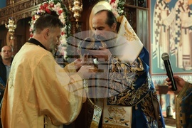 Храм „Свето Благовещение“- патриарх Даниил- света златоустова литургия