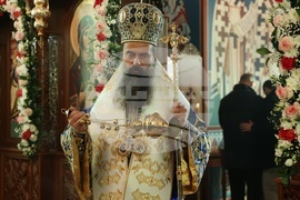 Храм „Свето Благовещение“- патриарх Даниил- света златоустова литургия