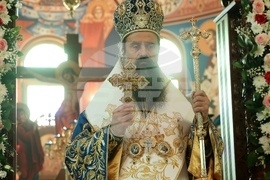 Храм „Свето Благовещение“- патриарх Даниил- света златоустова литургия