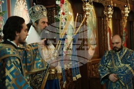 Храм „Свето Благовещение“- патриарх Даниил- света златоустова литургия