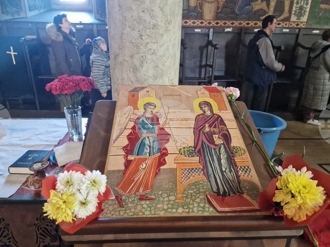 Благовещение поставя началото на спасението на човечеството, каза в проповедта си за празника отец Анатоли Тодоров в Търговище