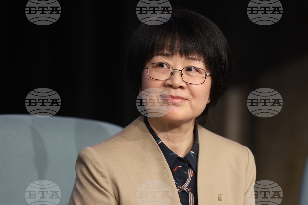 Международен форум за кирилицата „Духовното наследство в дигиталния век“ - първи панел: Азбука и власт в съвременния свят