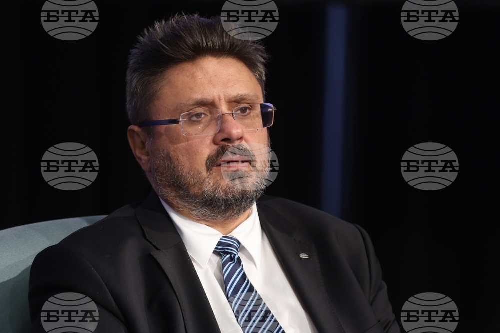 Международен форум за кирилицата „Духовното наследство в дигиталния век“ - първи панел: Азбука и власт в съвременния свят