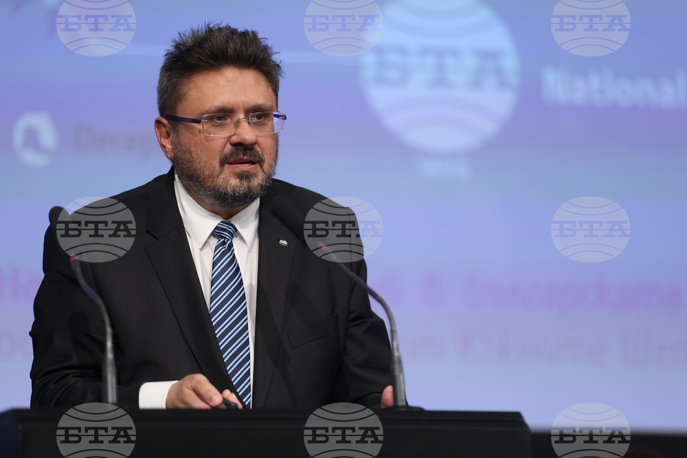 Международен форум за кирилицата „Духовното наследство в дигиталния век“ - първи панел: Азбука и власт в съвременния свят