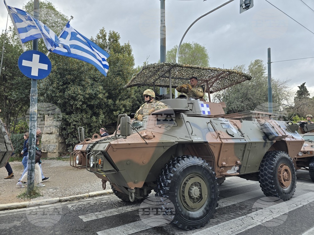 Гърция - Атина - Ден на независимостта - военен парад