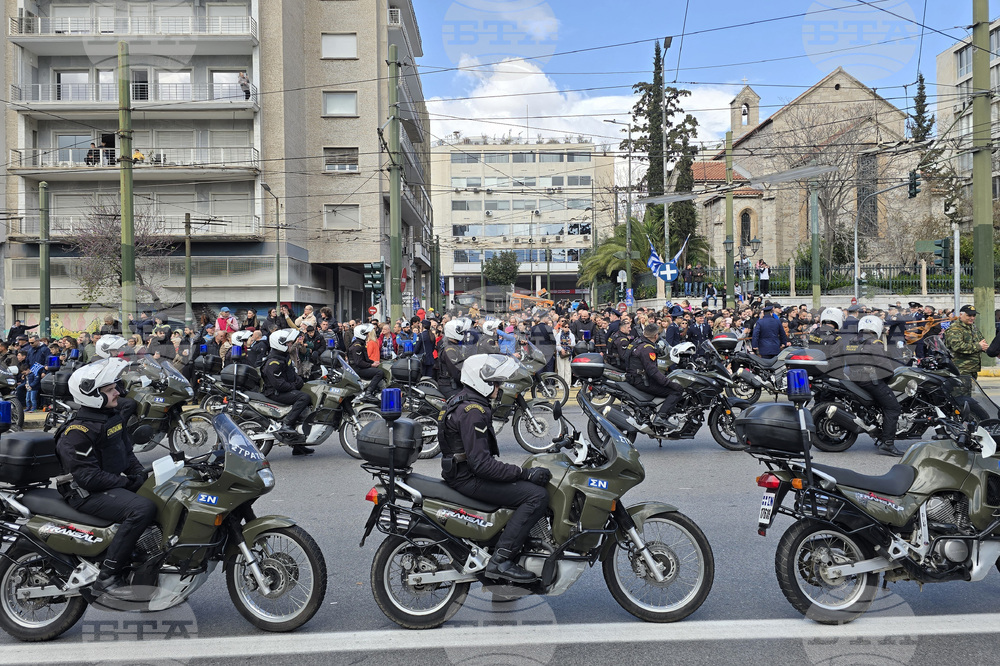 Гърция - Атина - Ден на независимостта - военен парад