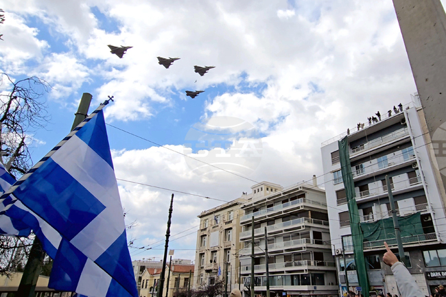 Гърция - Атина - Ден на независимостта - военен парад
