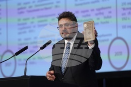 Международен форум за кирилицата „Духовното наследство в дигиталния век“ - първи панел: Азбука и власт в съвременния свят