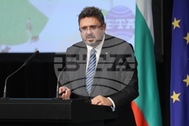 Международен форум за кирилицата „Духовното наследство в дигиталния век“ - първи панел: Азбука и власт в съвременния свят