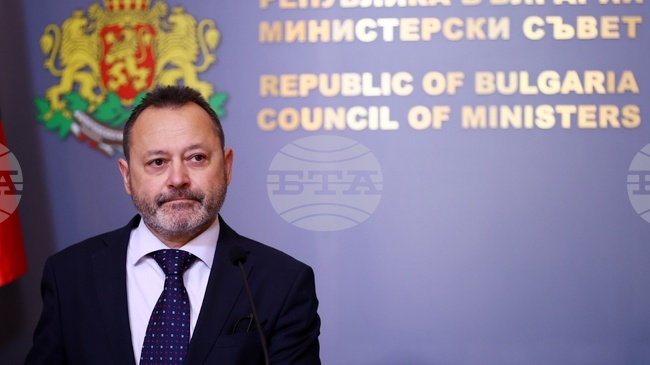 Организацията на Giro d'Italia е емблематичен пример за лошо планиране и възлагане на Агенция „Пътна инфраструктура“, заяви служебният регионален министър