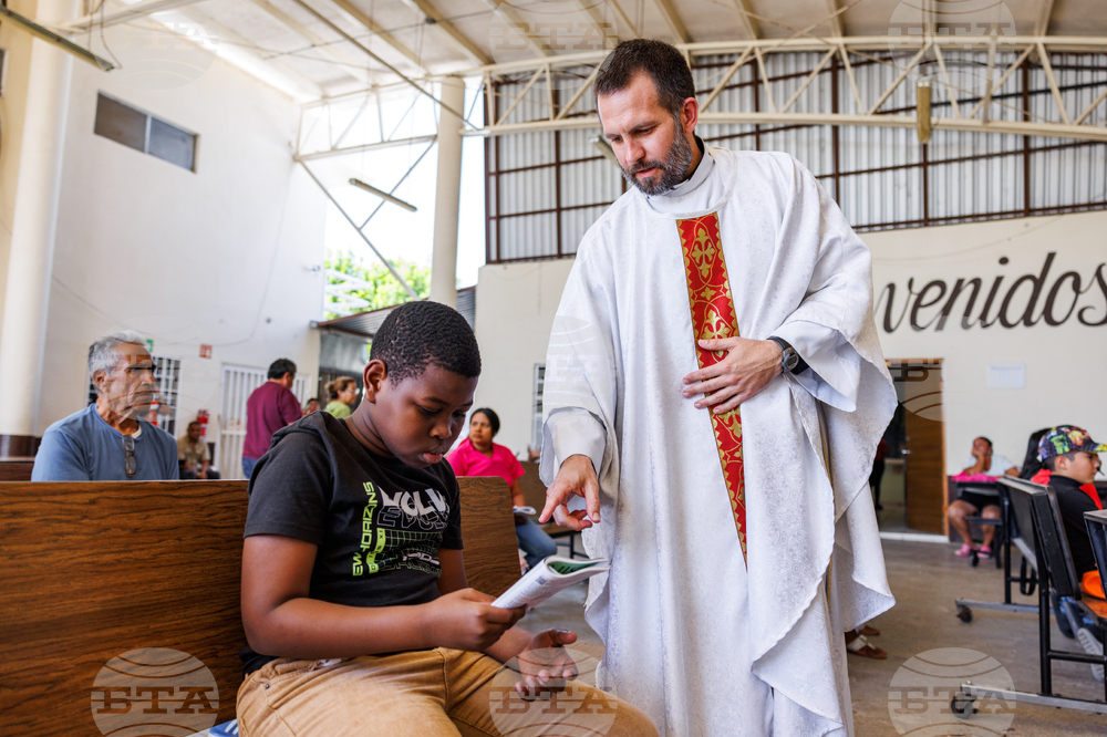 Border Priest Migrants