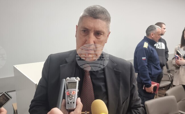 Директорът на полицията в Перник съобщи, че се работи по сигнали за купуване на гласове в региона