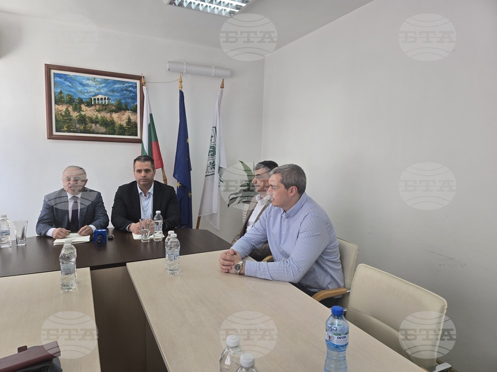 Сандански - общинска администрация - подписване на споразумение