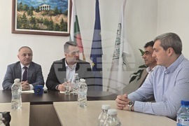 Сандански - общинска администрация - подписване на споразумение