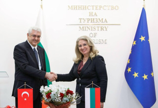 Bulgarian Minister, Turkish Ambassador Discuss Cooperation in Tourism