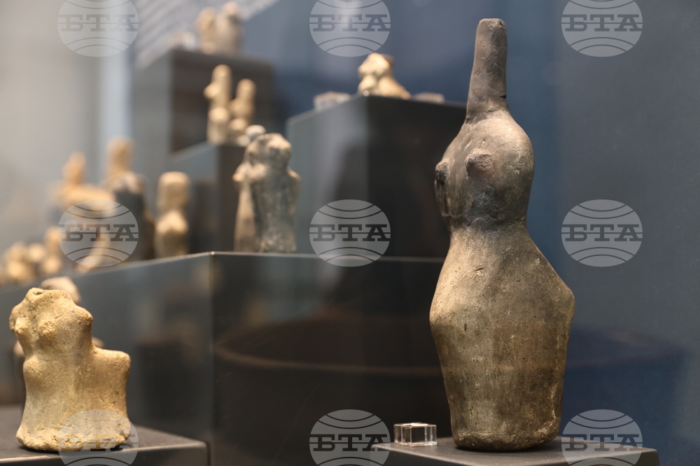 Пловдив - „Жената през хилядолетията“ - изложба