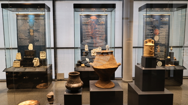 В Пловдив бе открита изложба за жената като носител на живот, традиция и духовност 