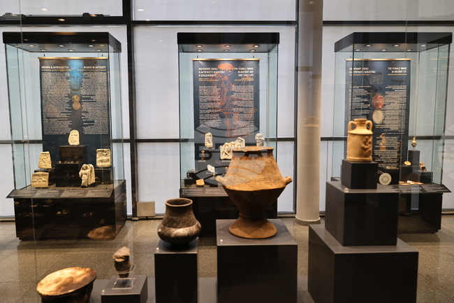 В Пловдив бе открита изложба за жената като носител на живот, традиция и духовност 